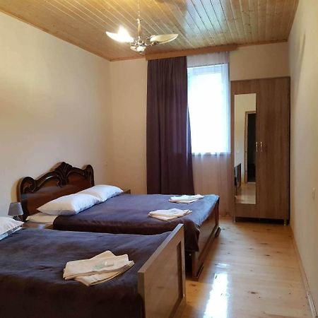 Guesthouse Guram Baba Mestia Exteriör bild