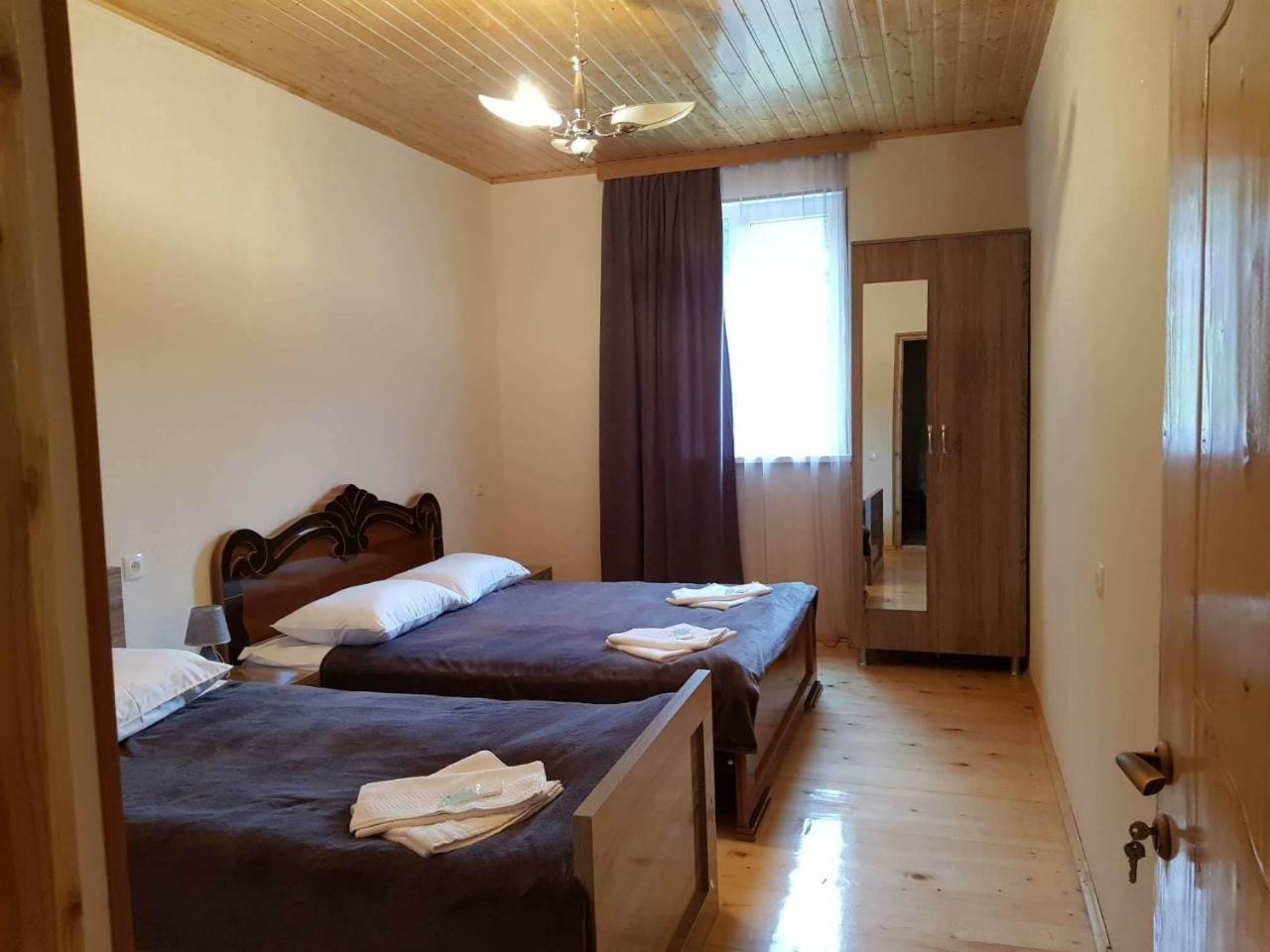 Guesthouse Guram Baba Mestia Exteriör bild